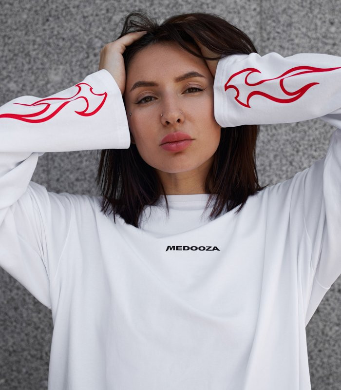 Лонгслив MEDOOZA "Полно огня" (W) (белый)