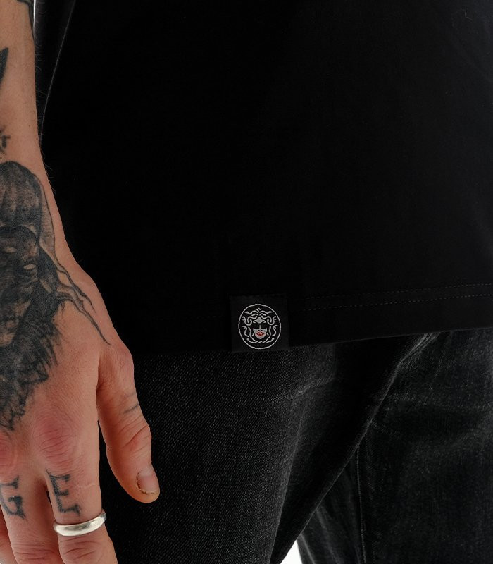 Футболка boxy MEDOOZA "Katana" (черный)