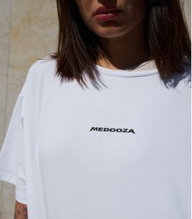 Футболка-платье MEDOOZA "Полно огня" (W) (белый)