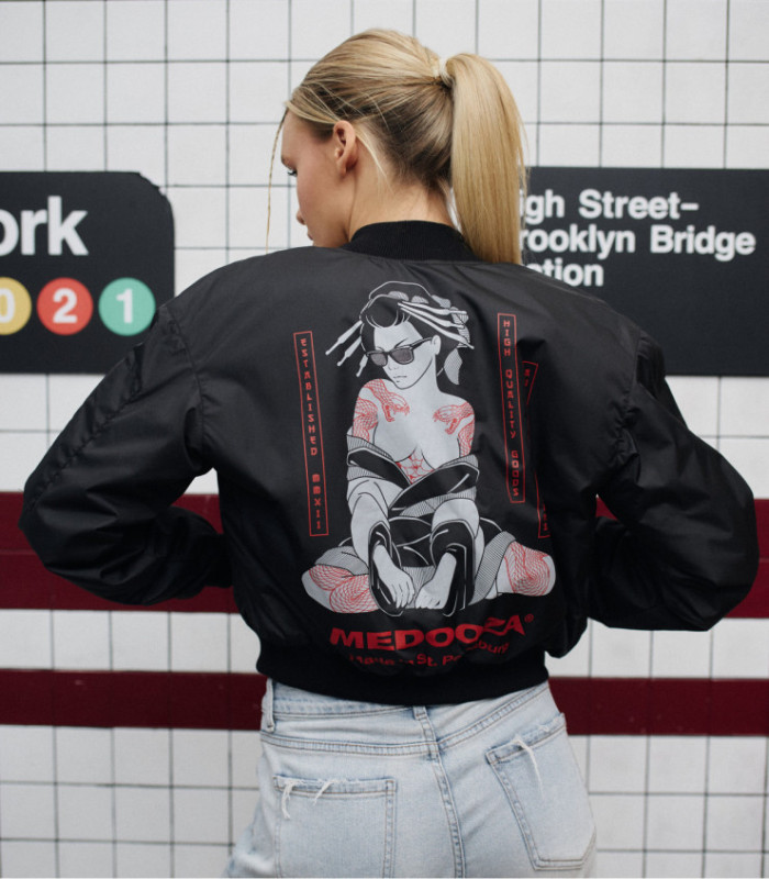 Бомбер MEDOOZA "Geisha II" (W) (черный)