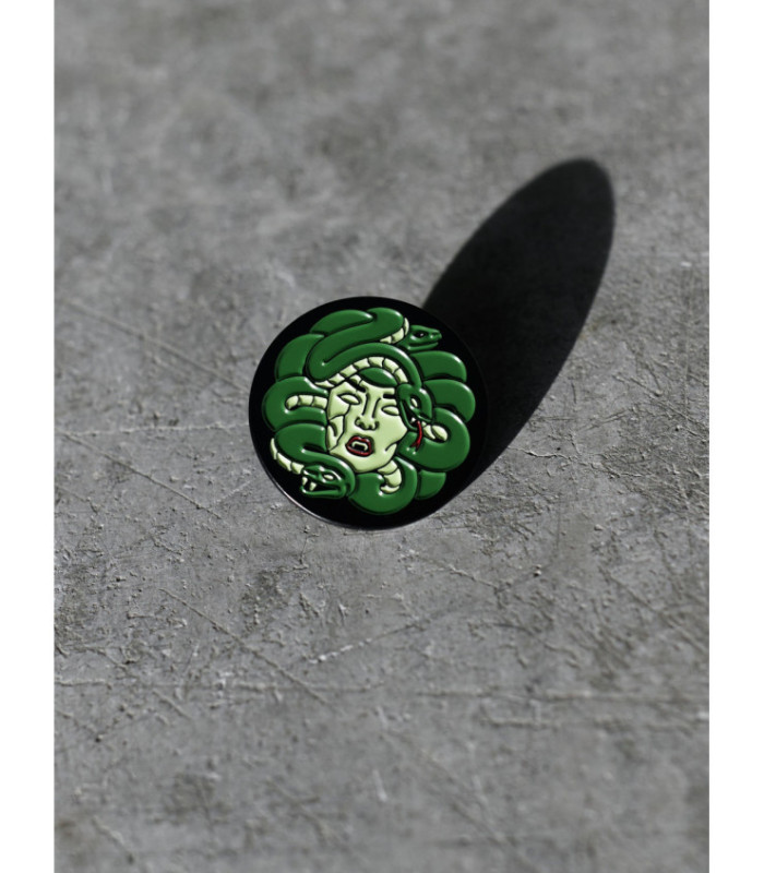 Значок MEDOOZA "Head"